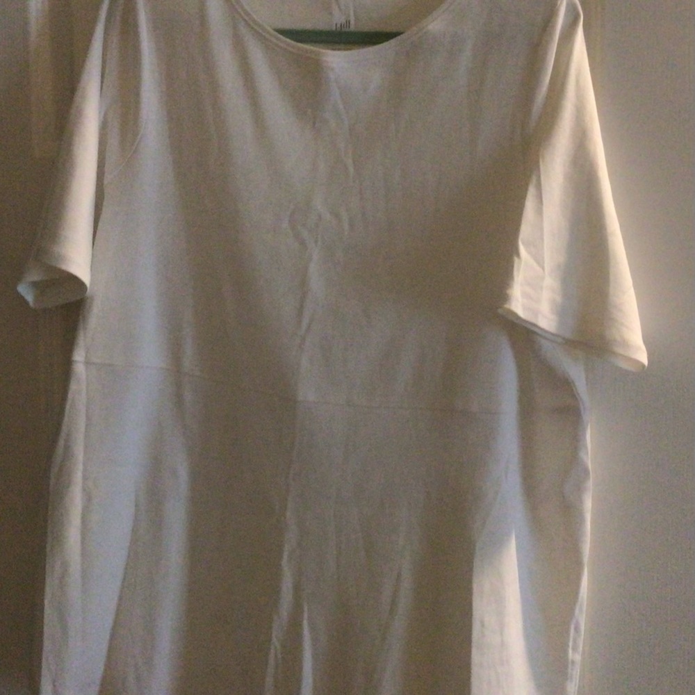 Summer tee top